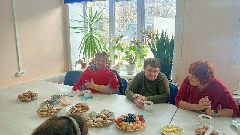 Сотрудники Рузской библиотеки – в гостях у общества инвалидов