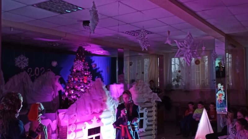 В Беляногорском ДК прошли спектакль и мастер-класс