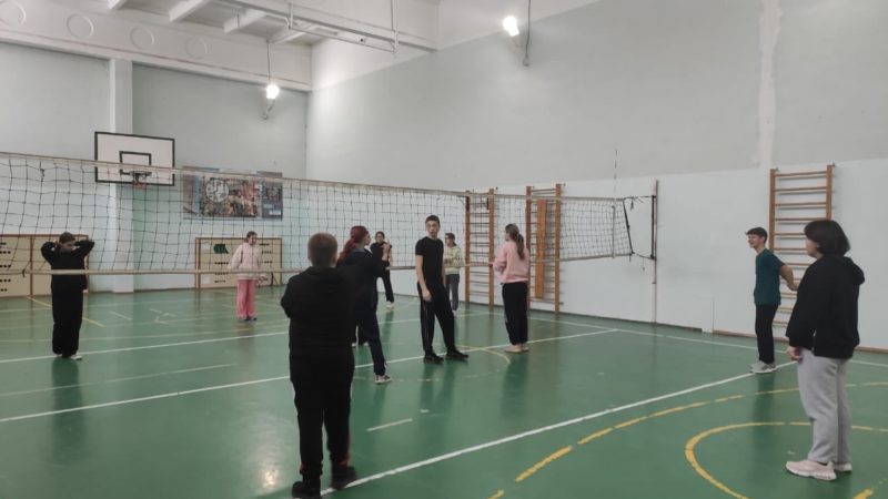 Гимназисты учились работать в команде