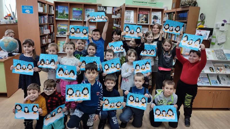 Юные тучковцы узнали о пингвинах в библиотеке
