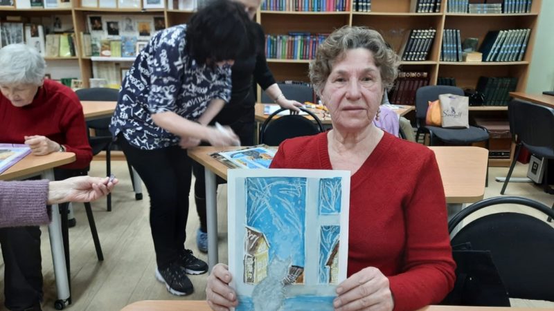 В Тучковской библиотеке рисовали акварелью и воском