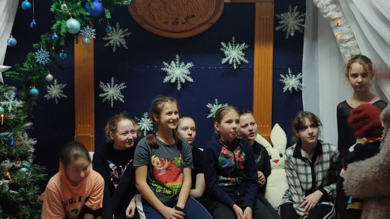 Участникам проекта «Играем с куклой» рассказали о святочных обычаях