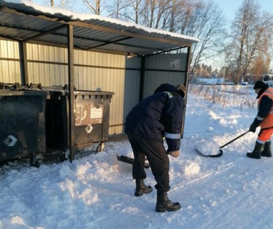 В Рузском округе приводят в порядок контейнерные площадки