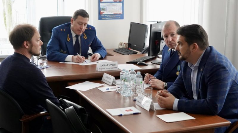 Глава округа проконсультировал граждан по интересующим их вопросам