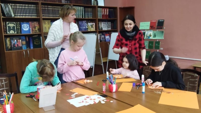 Ружане делали закладки для книг