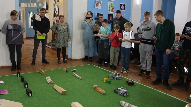 Ружане победили в соревнованиях по робототехнике