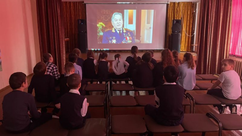 Никольские библиотекари подготовили исторический час для школьников