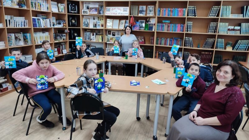 «Чудеса умелых рук» творились в Тучковской библиотеке
