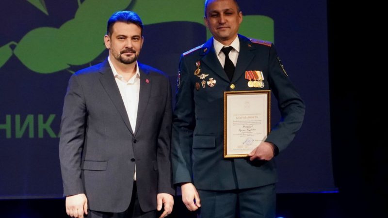 В Рузском ЦКиИ поздравили мужчин