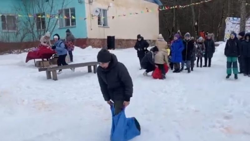 Тучковские школьники проводили Масленицу