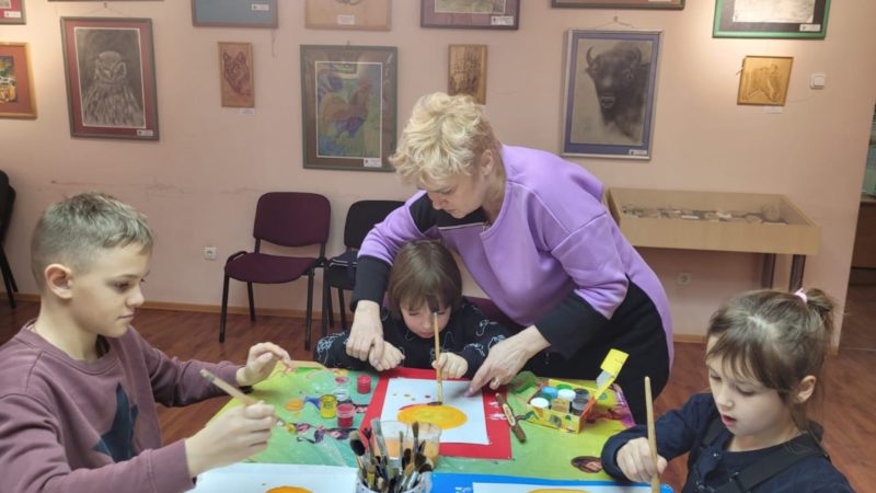 Юных ружан приглашают в кружок рисования