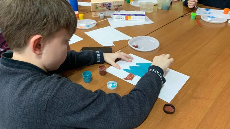 В Рузской библиотеке рисовали по ассоциациям