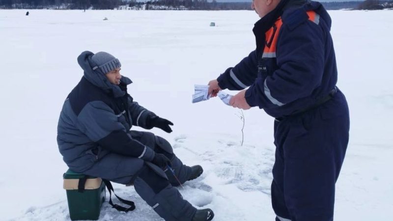Ружан призывают не выходить на тонкий лед