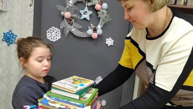 Фонд Краснооктябрьской библиотеки пополнили жители