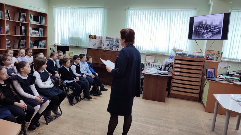 В Тучковской библиотеке вспоминали героических педагогов