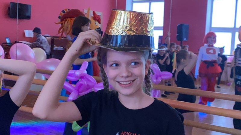 В Тучковском ЦКиИ танцевали и играли участники студии «ЭКШН»