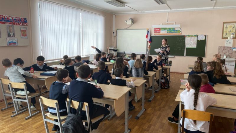 Никольским школьникам – о безопасности на водоемах и дорогах