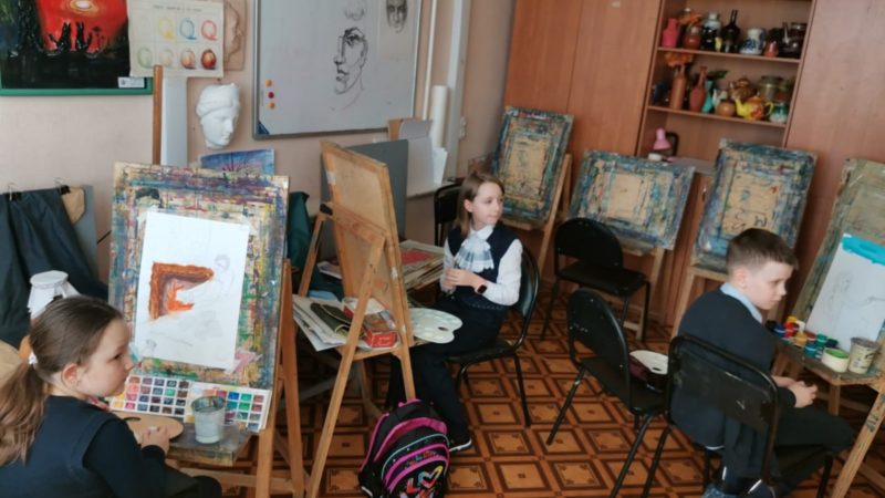 Ученики ДШИ приняли участие в литературной игре