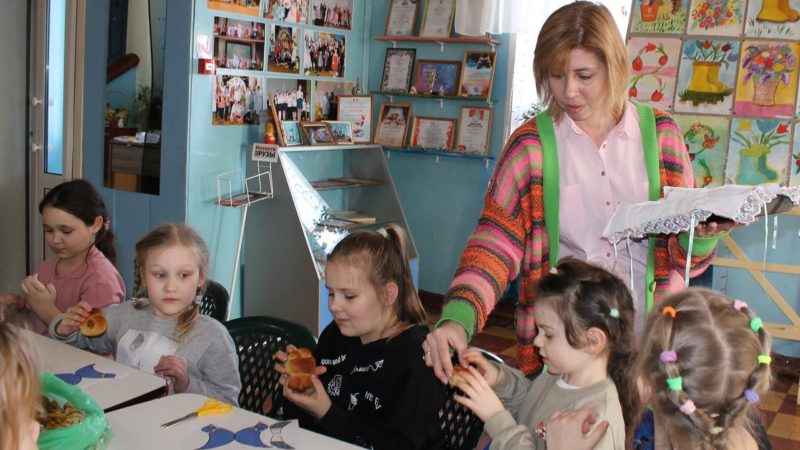 Юные дороховчане делали птичек