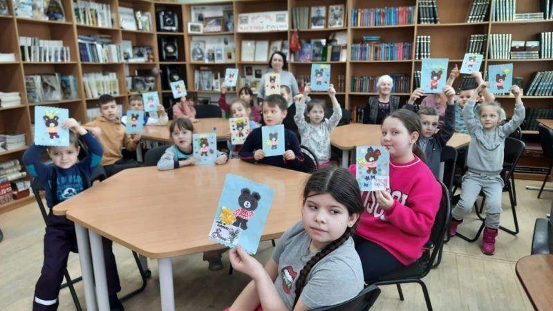 Мишка с мимозами – на открытках юных тучковцев