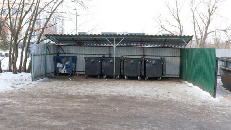 В Рузском округе убирают снег и мусор в местах сбора ТКО