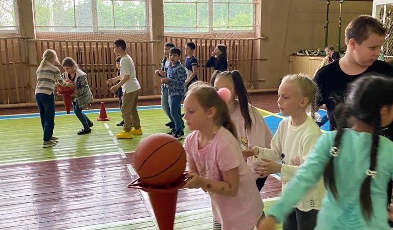 Космодемьянцы соревновались в скорости и ловкости