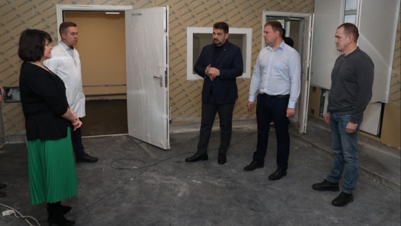 Николай Пархоменко побывал в рентген-кабинете в Рузской поликлинике