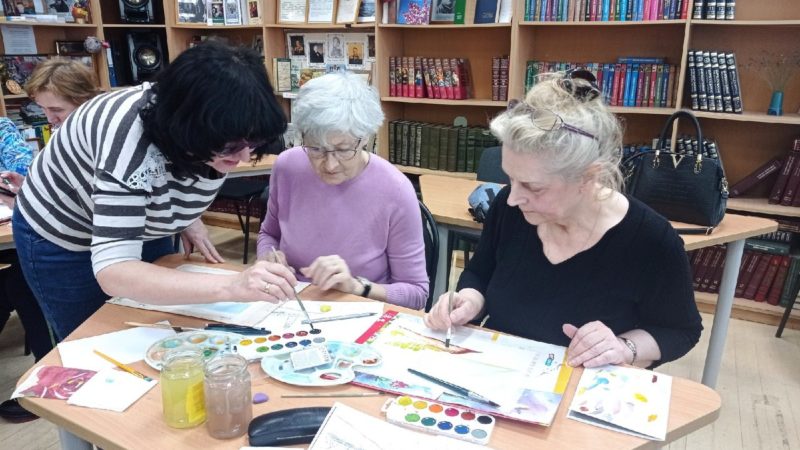 Тучковцы рисовали мыс Тарханкут