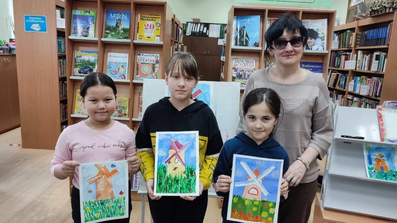 Юные тучковцы изображали весенний сюжет