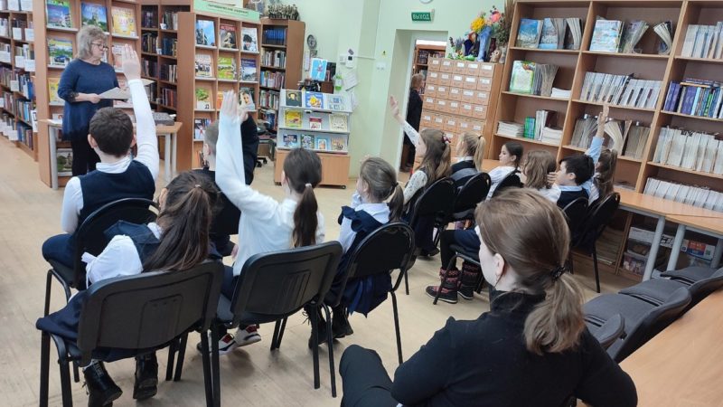 Юные тучковцы играли в сказки Пушкина