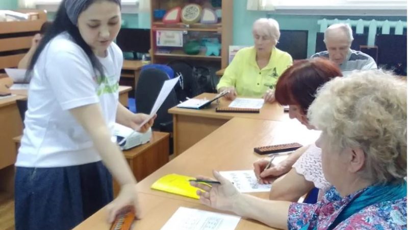 Рузские пенсионеры развивают память и мелкую моторику