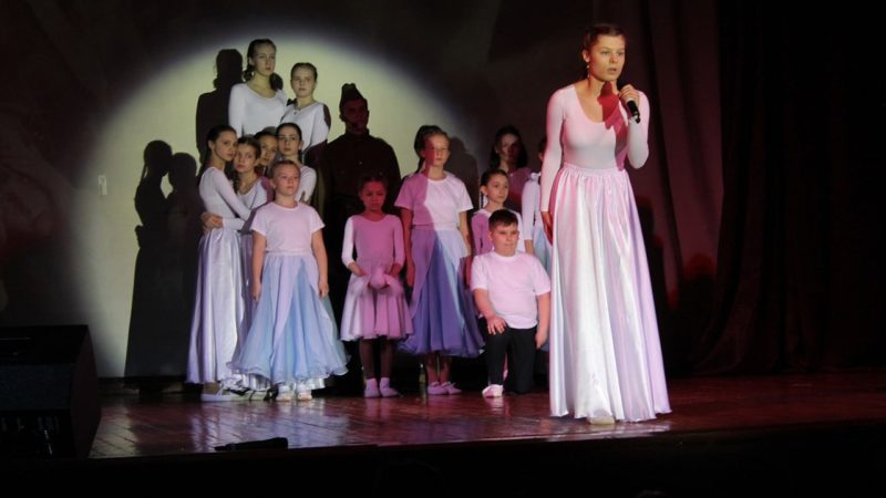 Дороховчане побывали на премьере в ДК