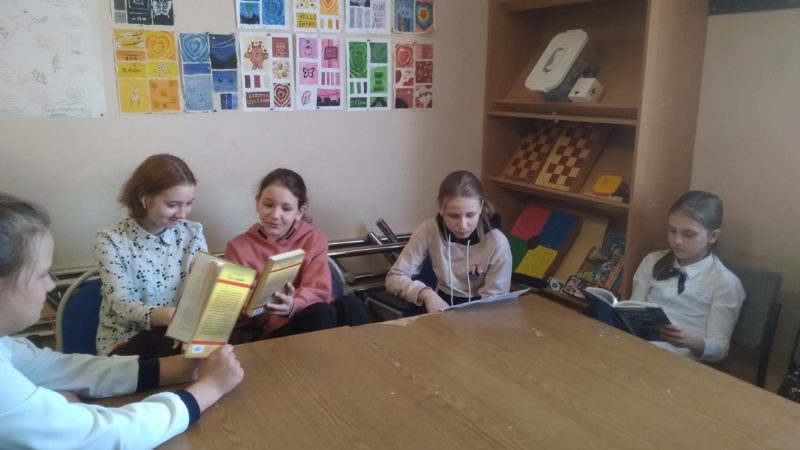 Космический час в Орешковской библиотеке