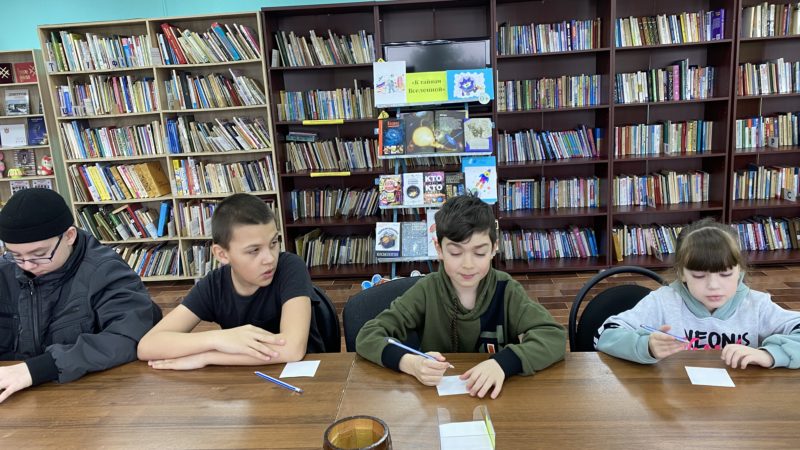 Юные лидинцы поговорили о космонавтике