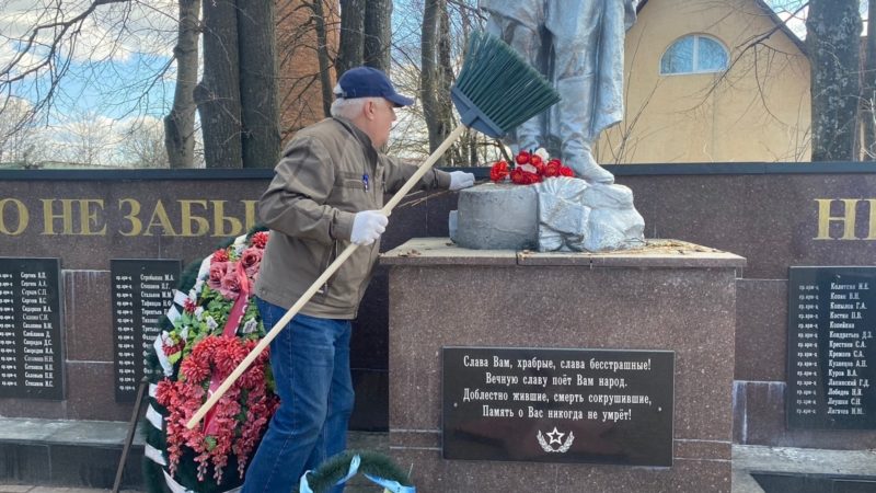 В Тучково привели в порядок воинское захоронение