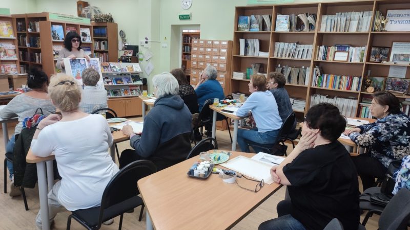 Творческий урок «Лиса и космос» – для тучковских любителей рисовать