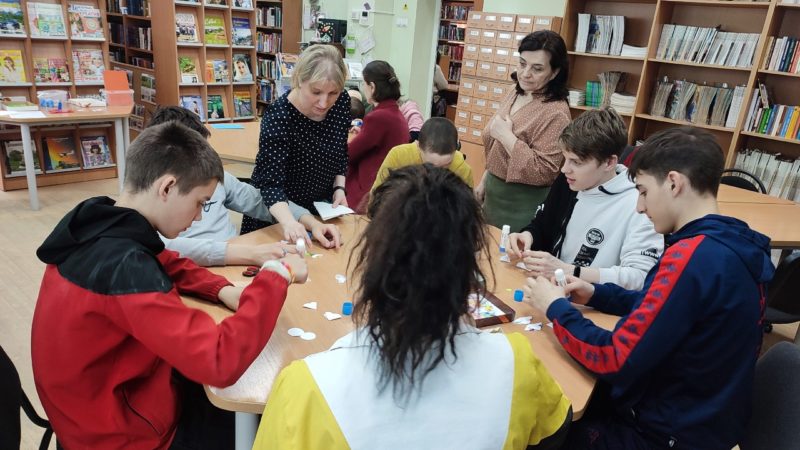 В Тучковской библиотеке отметили День подснежника