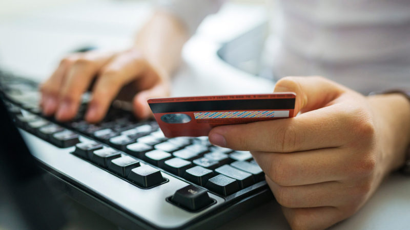 Рузские полицейские расследуют дистанционное мошенничество в отношении жителя Лидино