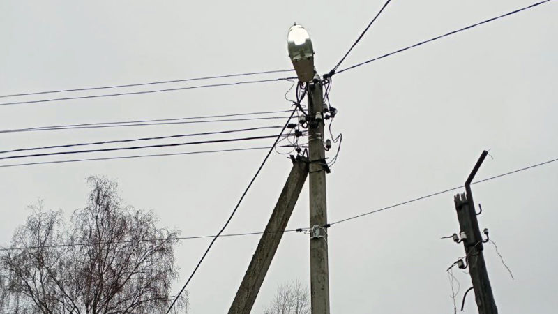 В Рузском округе ремонтируют светильники