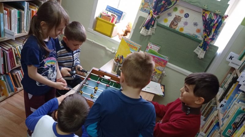 Отдохнуть и поиграть с друзьями – в Тучковскую библиотеку