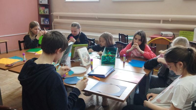 Юные ружане делали портреты Земли