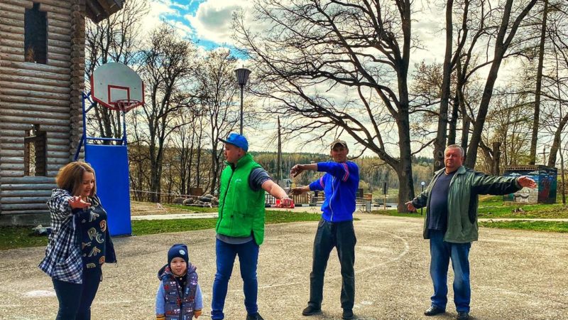В парке «Городок» занимались дыхательной гимнастикой