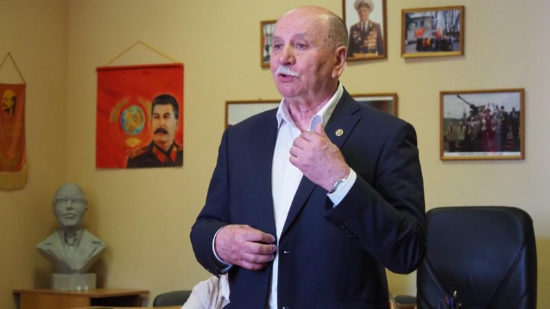 Волонтеры Ресурсного центра узнали о пионерской организации и пионерах-героях