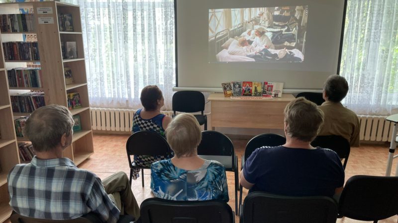В Никольской библиотеке обсуждали фильм «Солдатик»