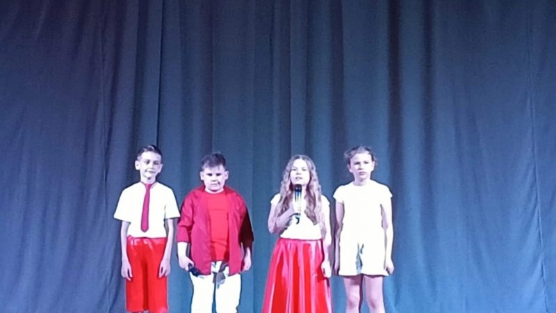 В Дороховском ДК пели и танцевали