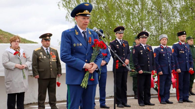 На Скирмановских высотах почтили память павших