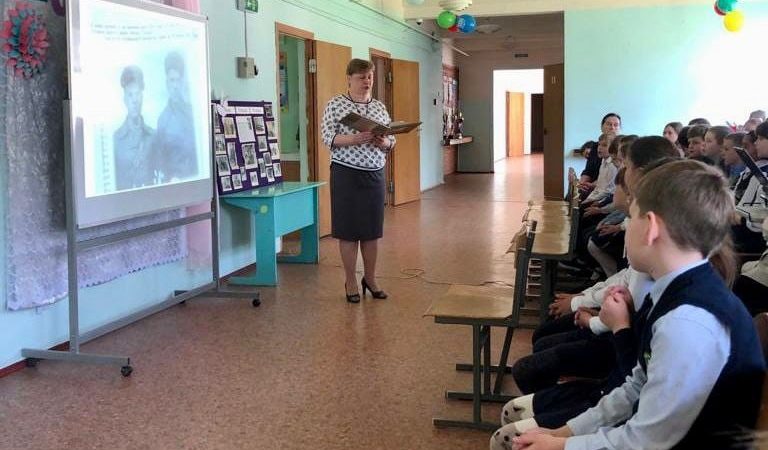 В Беляногорской школе вспоминали Владимира Дубикова