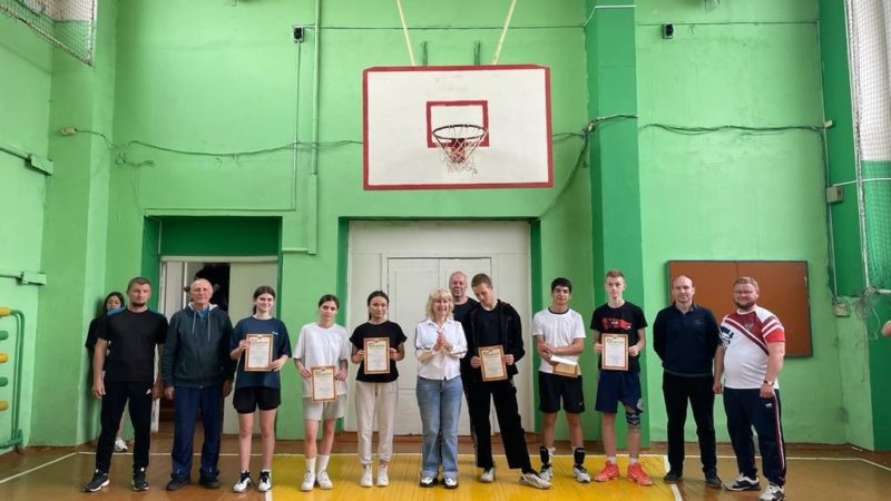 В Нестеровском лицее выявили лучшие волейбольные команды