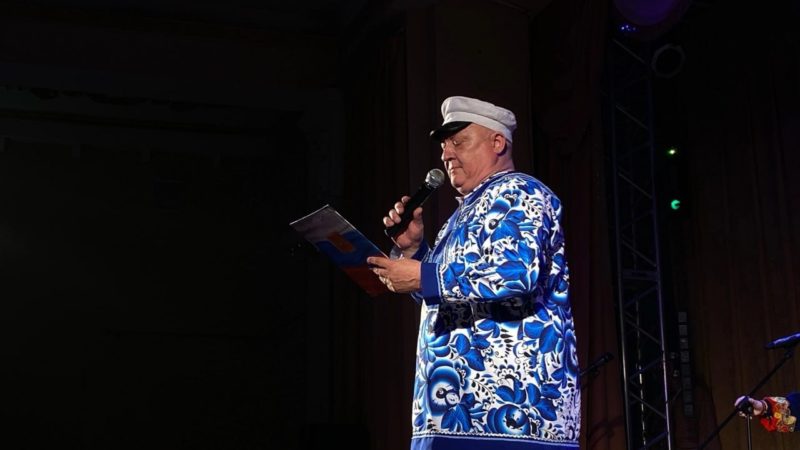 В Тучково пели под гармонь