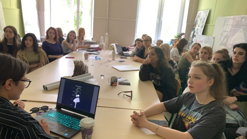 Тучковские студенты послушали лекцию от известного дизайнера